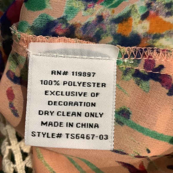 Floral & Knit tank Medium - Picture 9 of 9